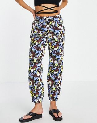 Y.A.S rosita printed joggers co-ord in black