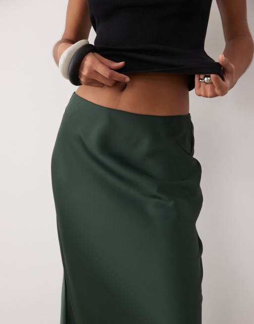 YAS satin midi skirt in deep green - DGREEN, 3 of 5