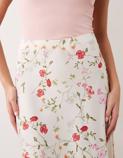 YAS satin midi skirt in white garden floral print, 4 of 5