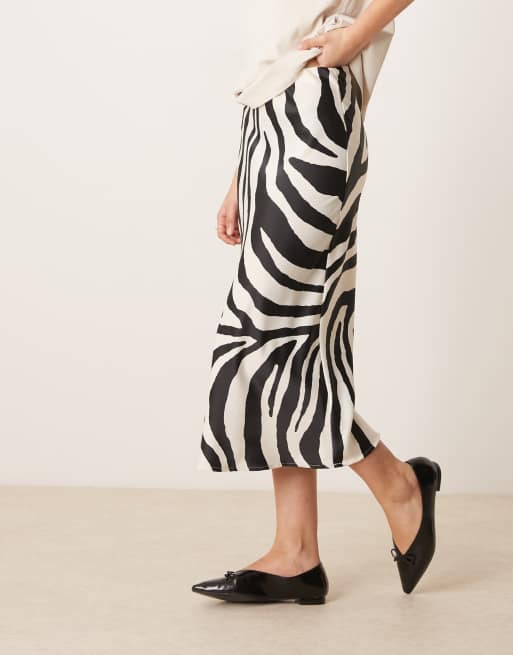 YAS satin midi skirt in zebra print, 2 of 5
