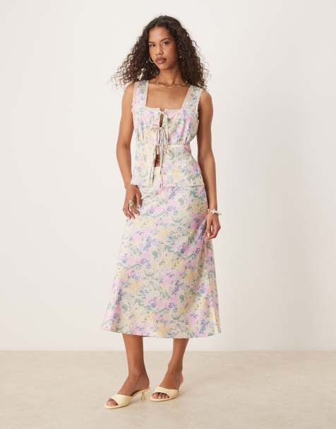 YAS Satin tie front top and midi skirt co-ord in meadow floral print - view 1