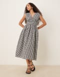 [YAS] YAS shirred waist midi dress in black and white check-Multi 10 Mono check