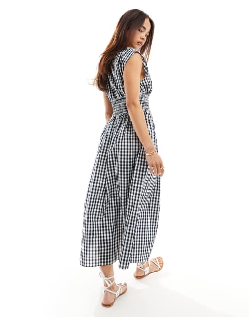 YAS shirred waist v neck midi dress in navy gingham, 3 of 4