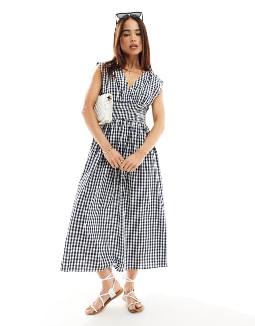 YAS shirred waist v neck midi dress in navy gingham, 4 of 4