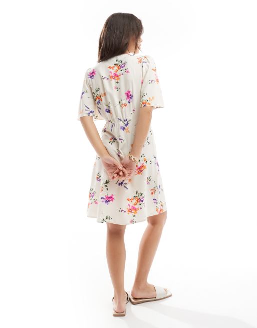 YAS - Skjorte-minikjole med flagrende ærmer og blomstermønster i cremehvid, 2 af 4