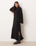 [YAS] YAS stand neck knitted maxi dress in black XXL Black