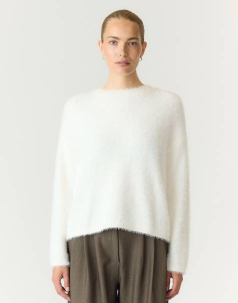 YAS Strickpullover in Weiß - view 1