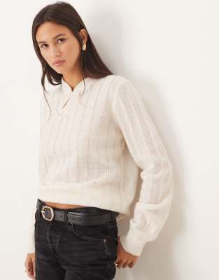 YAS - Strukturierter Strickpullover in Cremeweiß
