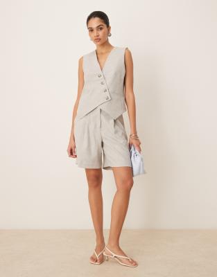 Y.a.s. Tailored Asymmetric Placket Detail Vest In Gray