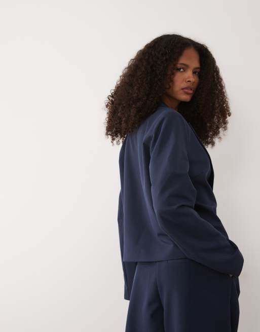 YAS tailored cropped blazer co-ord in navy, 3 of 4