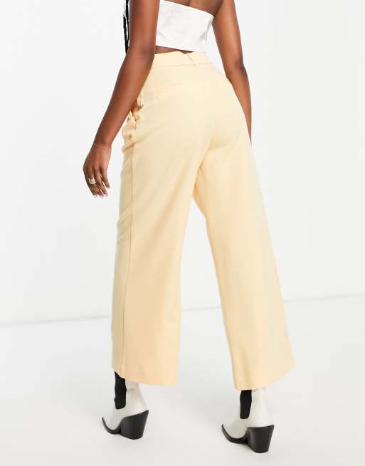 Tailored crop pants