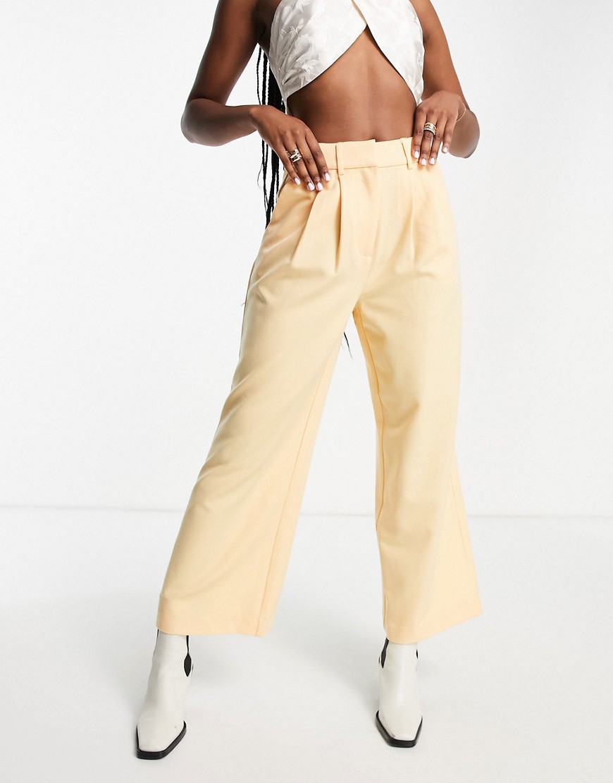 Y. A.S tailored high waisted cropped trouser in cream-White