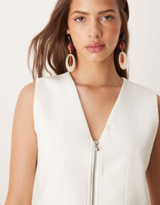 YAS tailored twill zip front vest in white - part of a set, 3 of 4