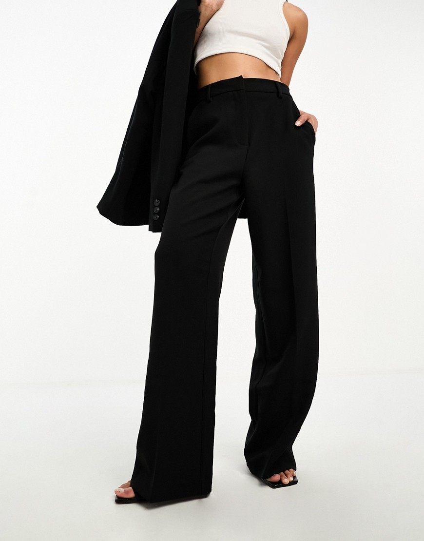 Y. A.S tailored wide leg trouser co-ord in black