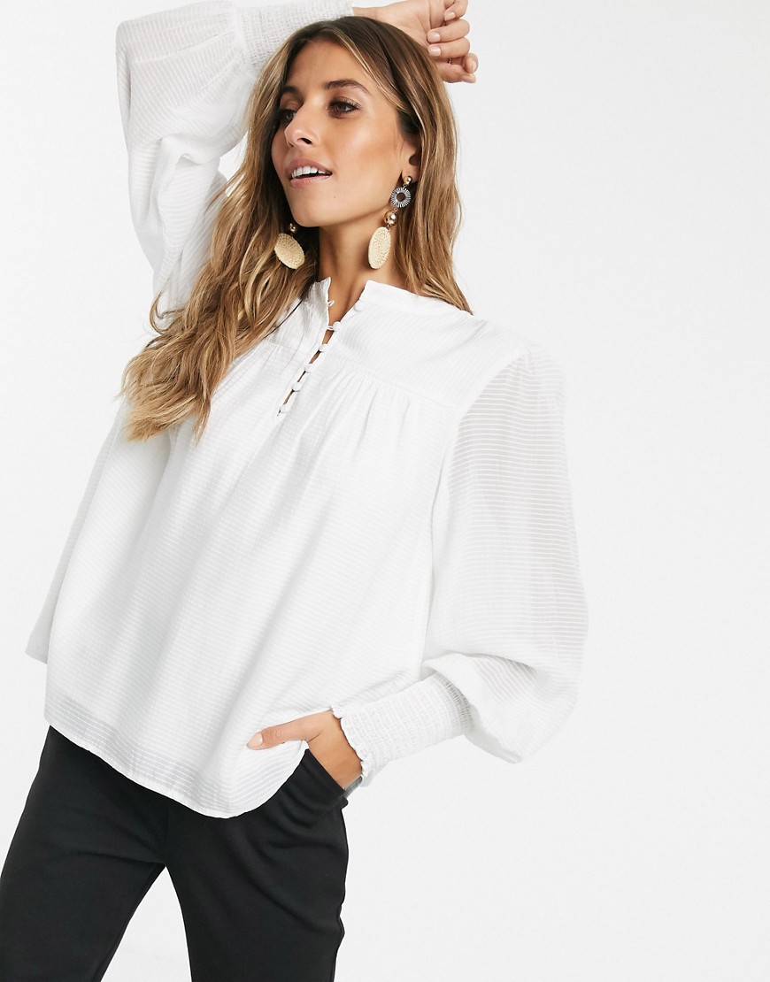 Y.A.S textured top with gathered cuffs-White