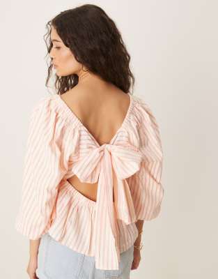 Y.a.s. Tie Back Puff Sleeve Peplum Hem Top In White