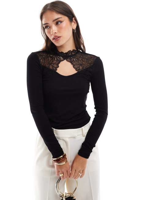 YAS - Top met lange mouwen en kanten detail in zwart