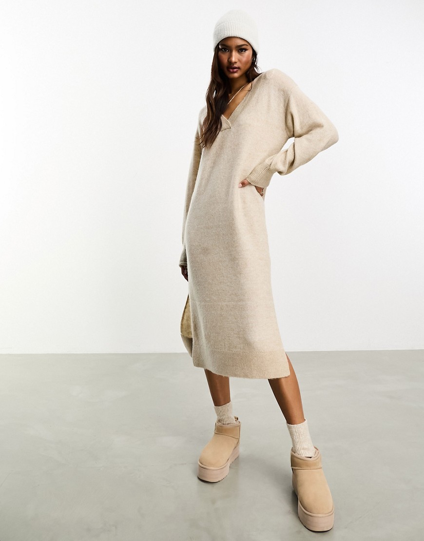 Y. A.S v neck knitted jumper dress in oatmeal-White