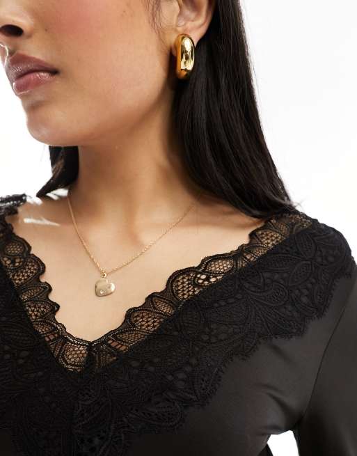 YAS v neck long sleeve top with lace detail in black, 2 of 4
