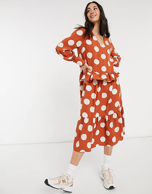 Y.A.S v-neck smock dress with tiered detail in orange spot print