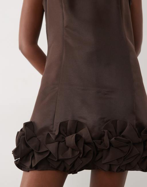 YAS - Vestito corto marrone cioccolato con volant sul fondo, 2 di 4