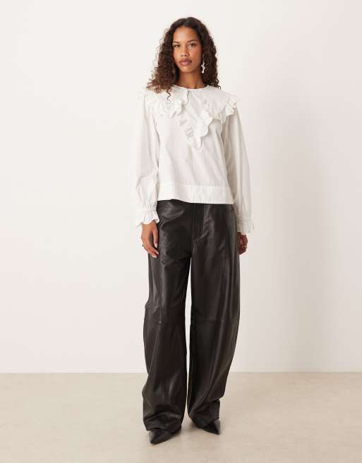 YAS – Vit blus med volang, 4 av 4