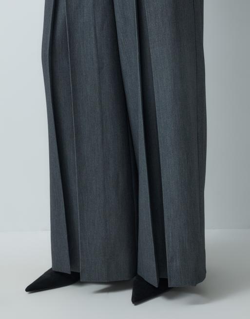 YAS wide leg tailored trouser co-ord with extreme pleats in grey, 2 of 5