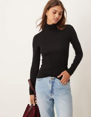 wool mix high neck top in black