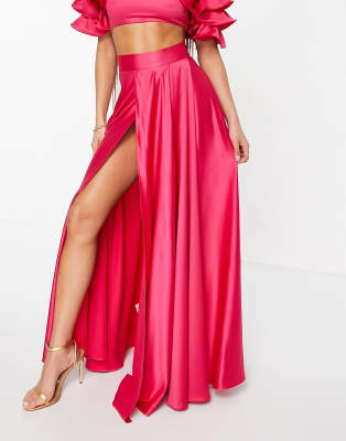 Yaura pleated maxi skirt co-ord in pink