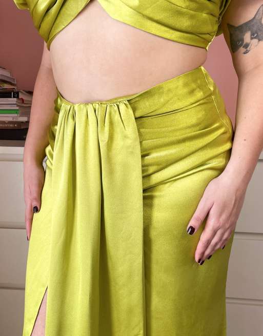 Yaura Plus satin drape midaxi skirt co-ord in lime green, 3 of 4