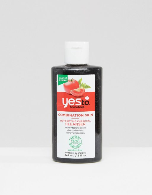 Yes To Tomatoes - Oczyszczający płyn do twarzy z węglem - 147ml