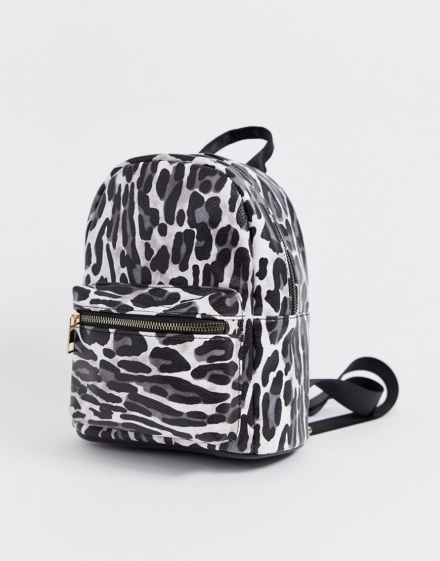 Yoki Fashion - Rygsæk i leopardprint med lommedetalje-Multifarvet