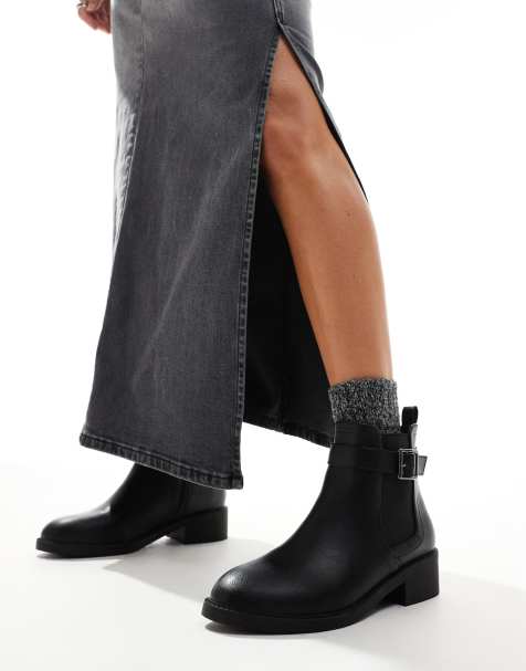 Yours – Ankle-Boots in Schwarz mit Schnallendetail - view 1