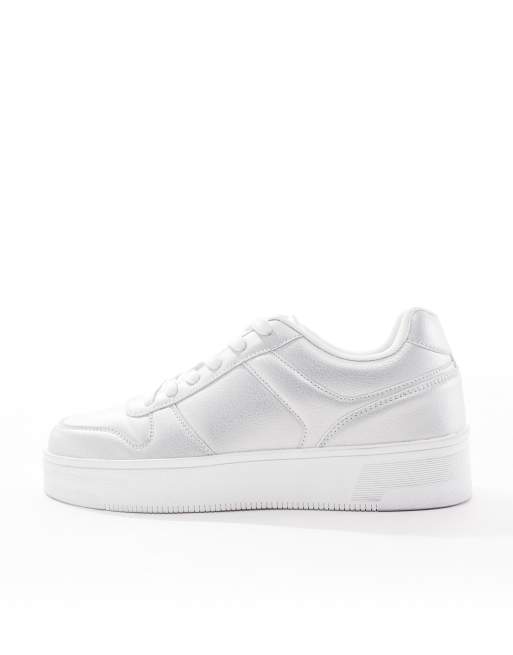 Yours chunky trainers in silver metallic, 5 of 5