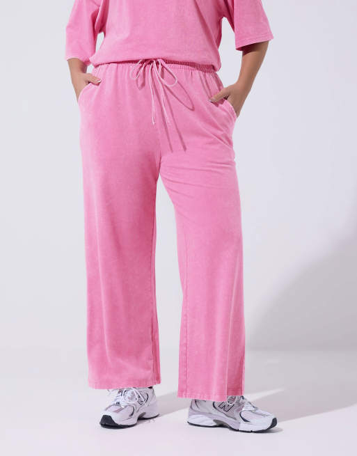 Yours Clothing Acid wash joggers in pink, 2 of 4