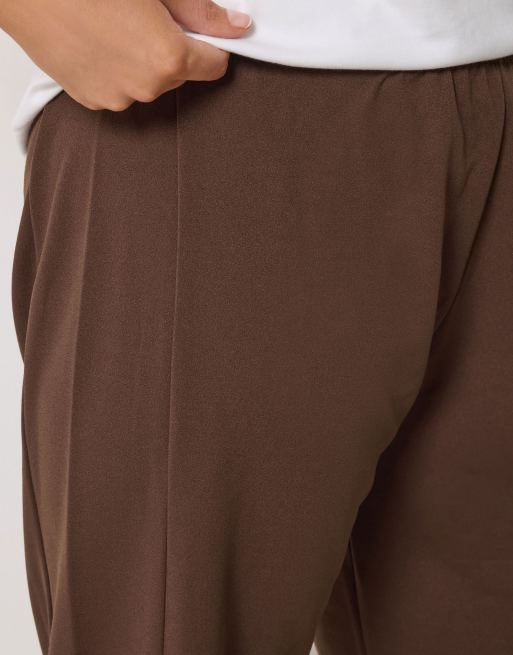 Yours Clothing Barrel trousers in brown, 3 of 4