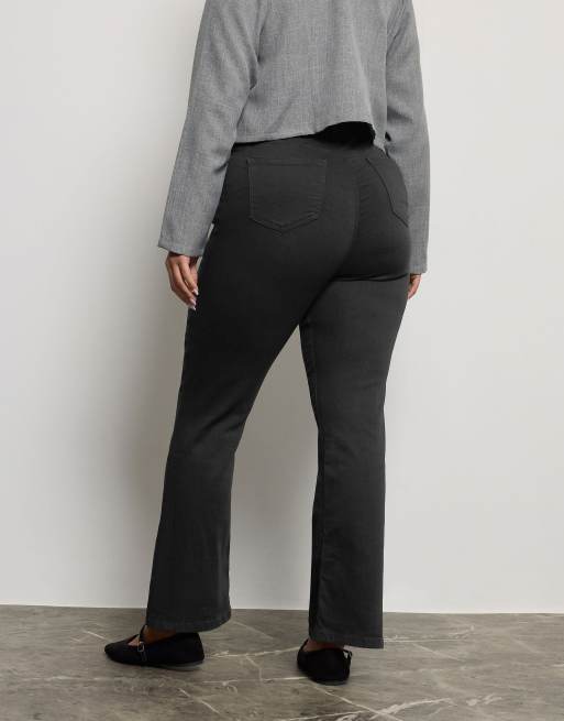 Yours Clothing Bootcut stretch jeans in black, 3 of 4