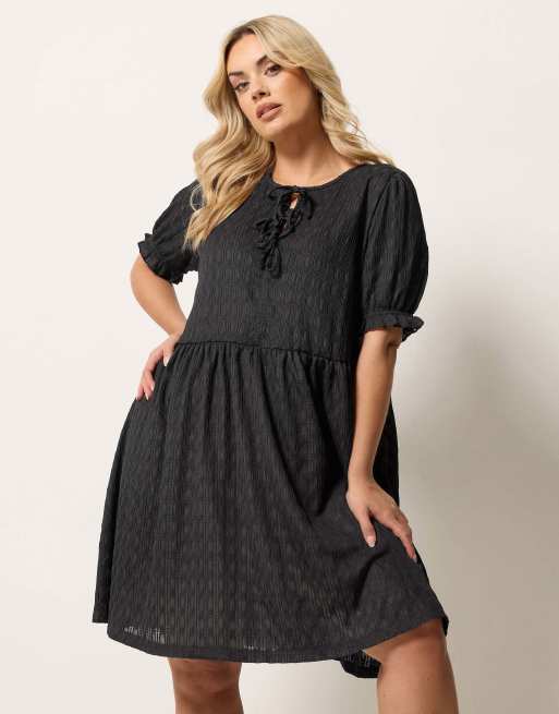 Yours Clothing Bow front mini dress in black, 2 of 4