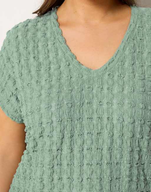 Yours Clothing Bubble textured t-shirt in green, 4 of 4