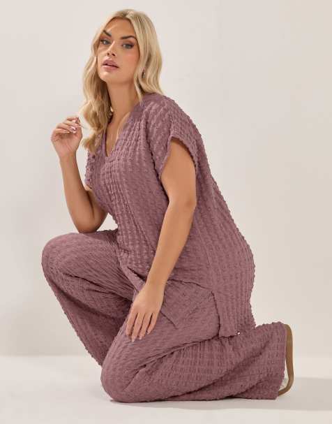 Yours Clothing Bubble textured t-shirt in pink - view 1