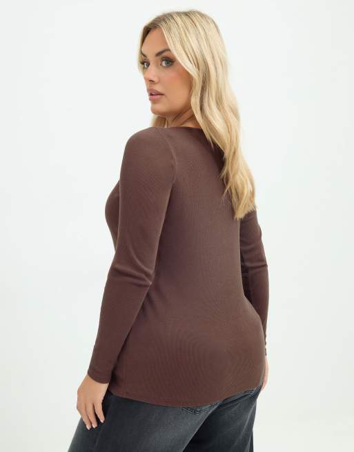 Yours Clothing Button front long sleeve top in brown, 3 of 4