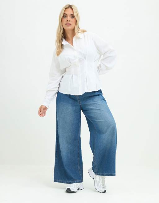 Yours Clothing Cinched seam detail shirt in white, 2 of 4