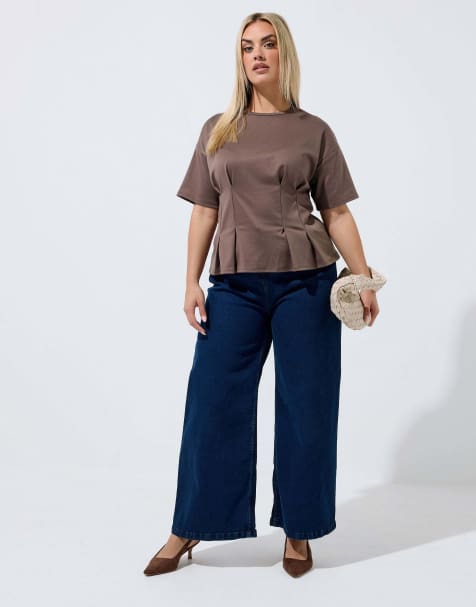 Yours Clothing Cinched waist t-shirt in brown