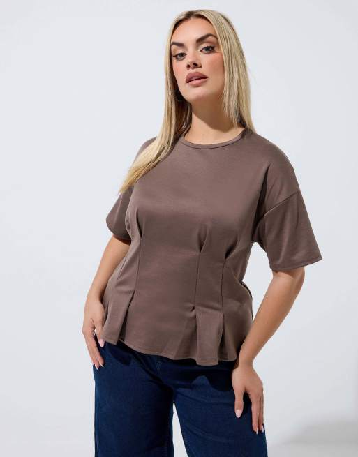 Yours Clothing Cinched waist t-shirt in brown, 4 of 4