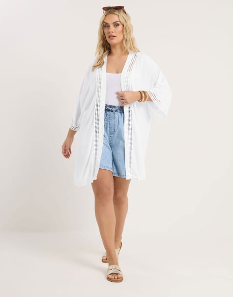 Yours Clothing Crinkle beach kimono in white - view 1