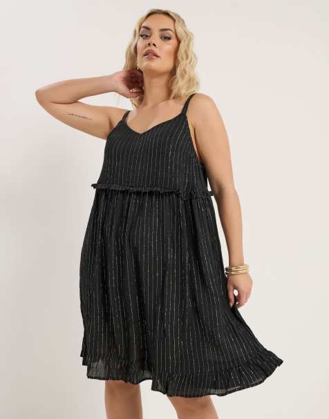 Yours Clothing Crinkle mini beach dress in black