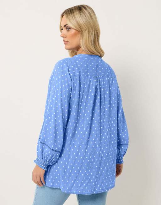 Yours Clothing Dobby long sleeve top in blue, 2 of 4