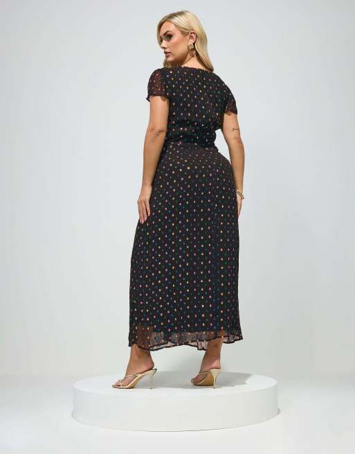 Yours Clothing Dobby twist front maxi dress in black, 3 of 4