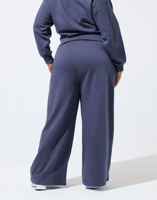 Yours Clothing Embroidered wide leg joggers in navy, 4 of 4