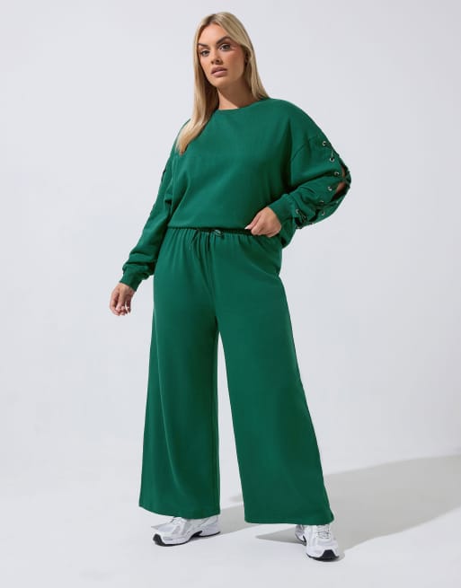 Yours Clothing Eyelet drawstring joggers in green, 2 of 4
